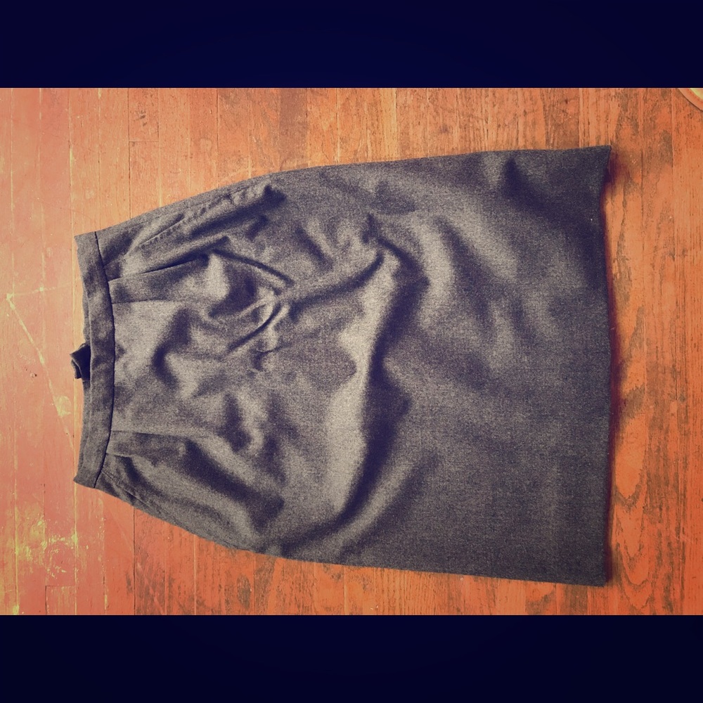 Vintage custom-fitted Saint Laurie skirt suit